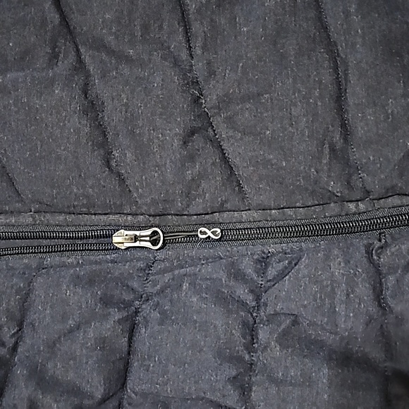 ☆☆Be Boundless☆☆ Womens puffer vest - Picture 4 of 7